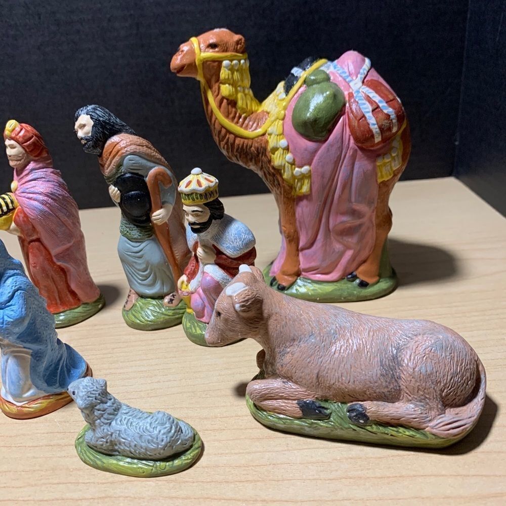 Wee Crafts Hand-painted Nativity Set - Picture 3 of 10